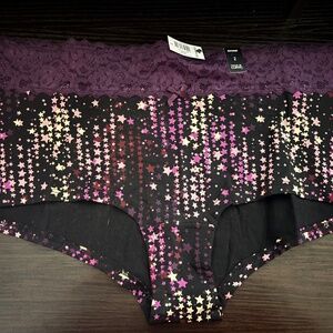 Torrid 2x Boyshort Purple/ Black Star Underwear